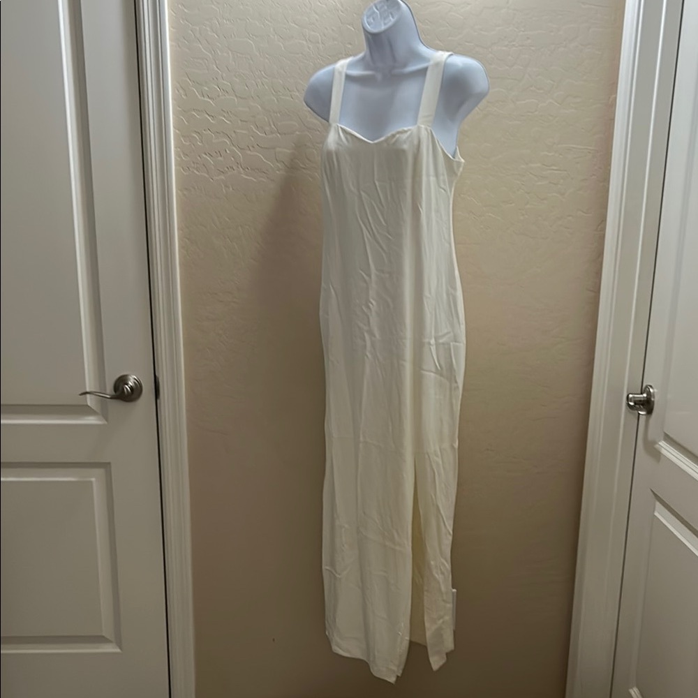 Elegant Cream Maxi Dress
